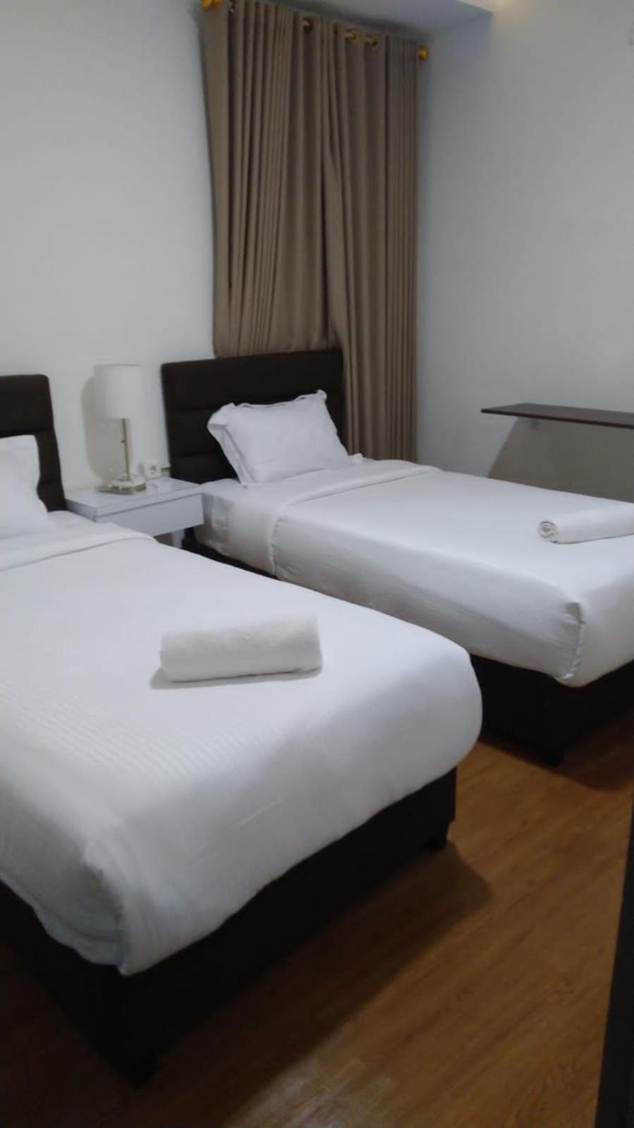 Double D Guesthouse Syariah Букіттінгі Екстер'єр фото